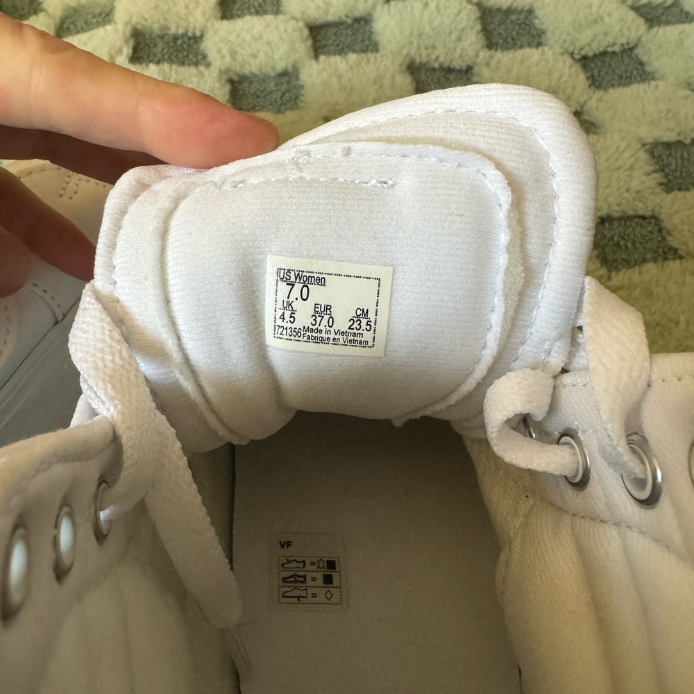 Vans Women's Classic White High-Tops - Picture 7 of 7